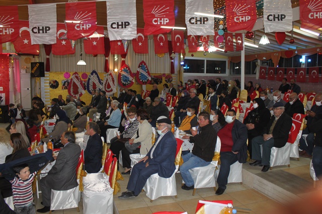 Dinar’da Cumhuriyet Balosuna Yoğun katılım 1 Dinarda Cumhuriyet Balosuna Yogun katilim 5