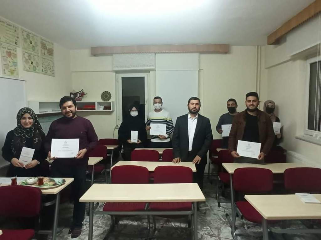 Ailelere seminerler verildi 1 FB IMG 1636548050188