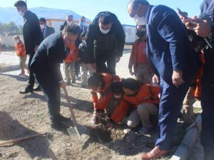 MİLLİ AĞAÇLANDIRMA GÜNÜNDE SAHADA AĞAÇLANDIRMA YAPILDI