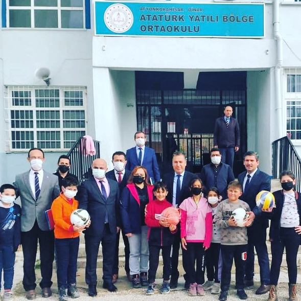 OKULLARA SPOR MALZEMESİ DESTEĞİ