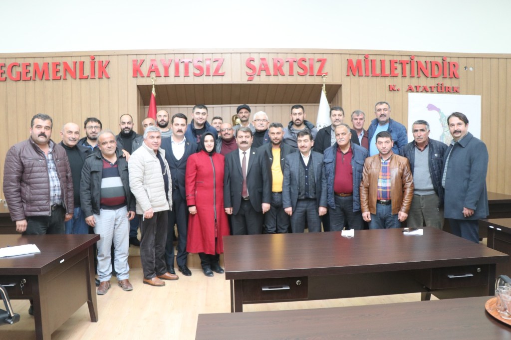 BAŞKAN SARI, MUHTARLAR İLE BİR ARAYA GELDİ