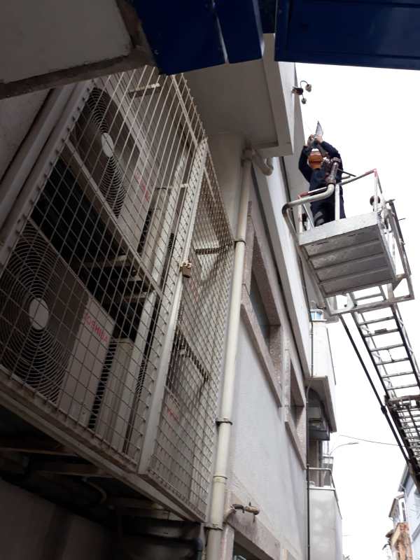 Dinar Belediye erleri kurtardı