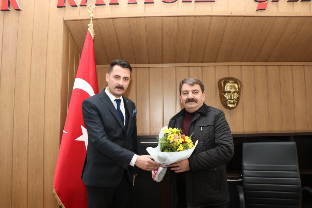 MUHTARLAR BAŞKAN SARI’YA  TEŞEKKÜR ETTİ