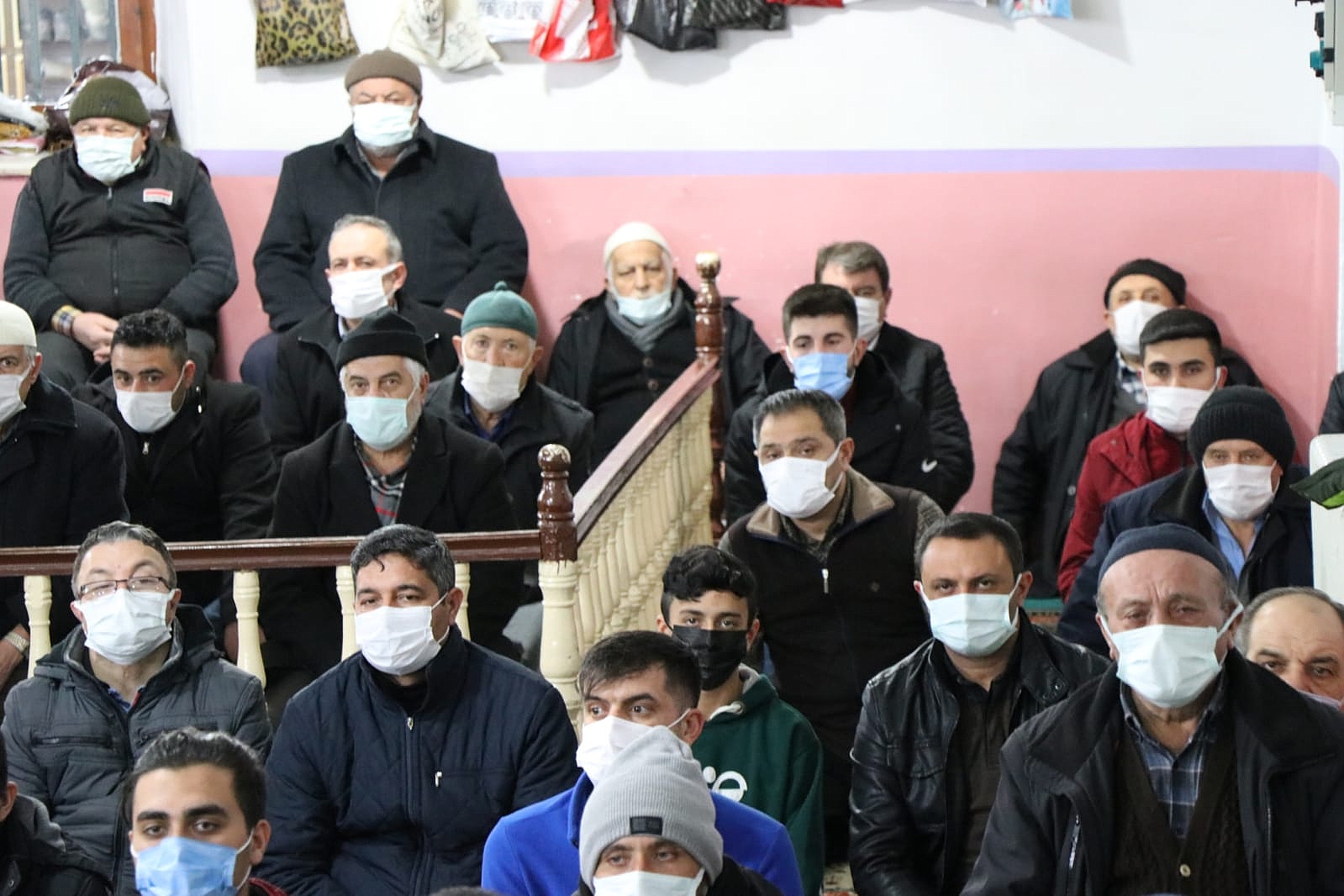 BELEDİYEMİZCE REGAİB KANDİLİNDE KANDİL SİMİDİ DAĞITILDI 2 2022 02 03 21 36 41