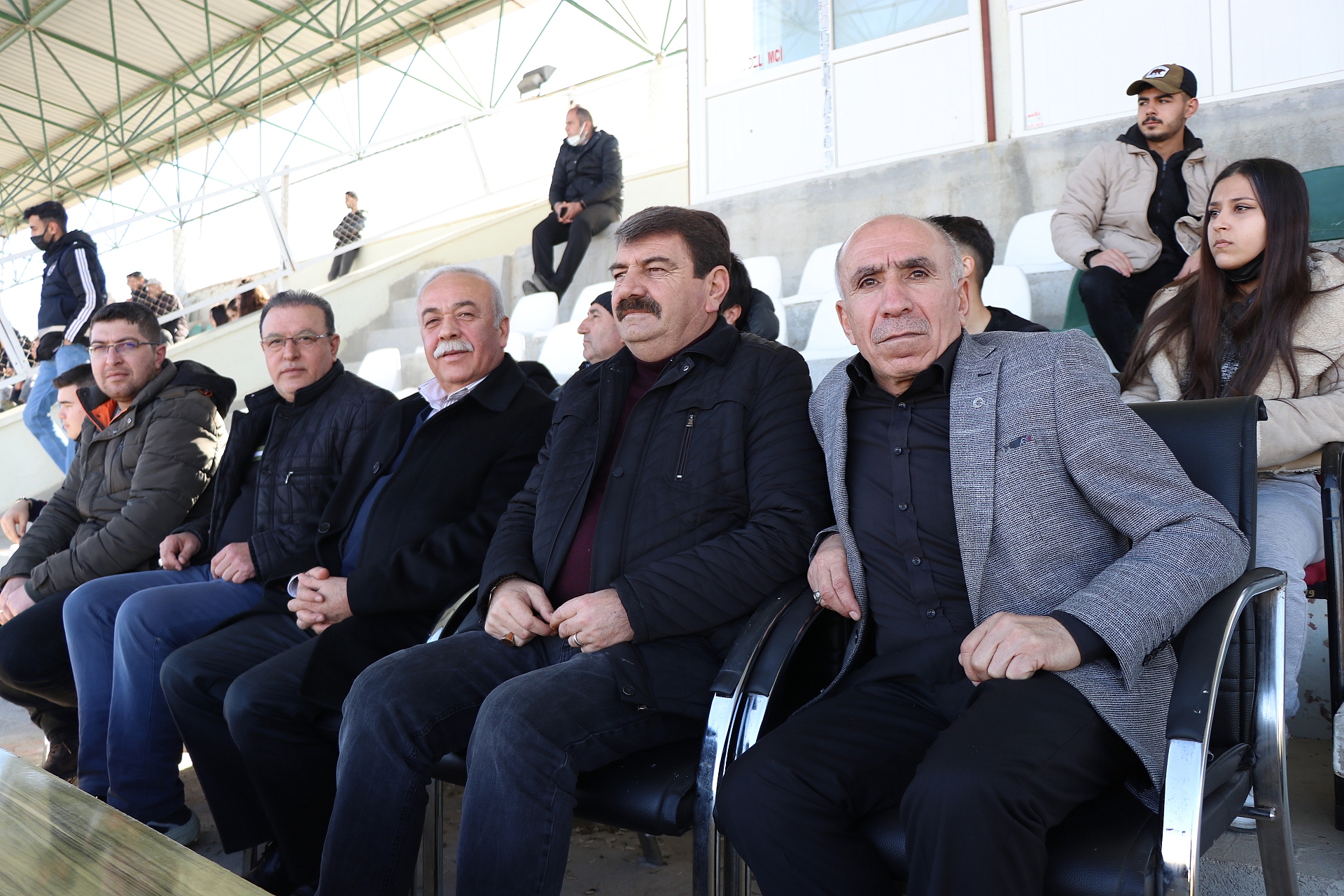 DİNAR BELEDİYE SPORUMUZUN 18 YAŞ TAKIMI LİGİN LİDER TAKIMI İLE BERABERE KALDI 2 2022 02 12 19 27 22