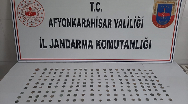 DİNAR'DA 219 PARÇA TARİHİ ESER ELE GEÇİRİLDİ 1 dinar da 219 parca tarihi eser ele gecirildi