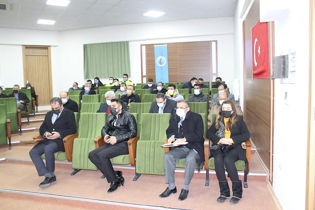 İLÇEMİZDE GÜVENLİ OKUL GÜVENLİ GELECEK TOPLANTISI YAPILDI 2 toplanti 2