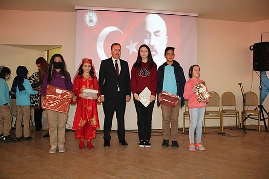 MİLLİ ŞAİRİMİZİ RAHMETLE, MİNNETLE ANDIK 5 Akif 5