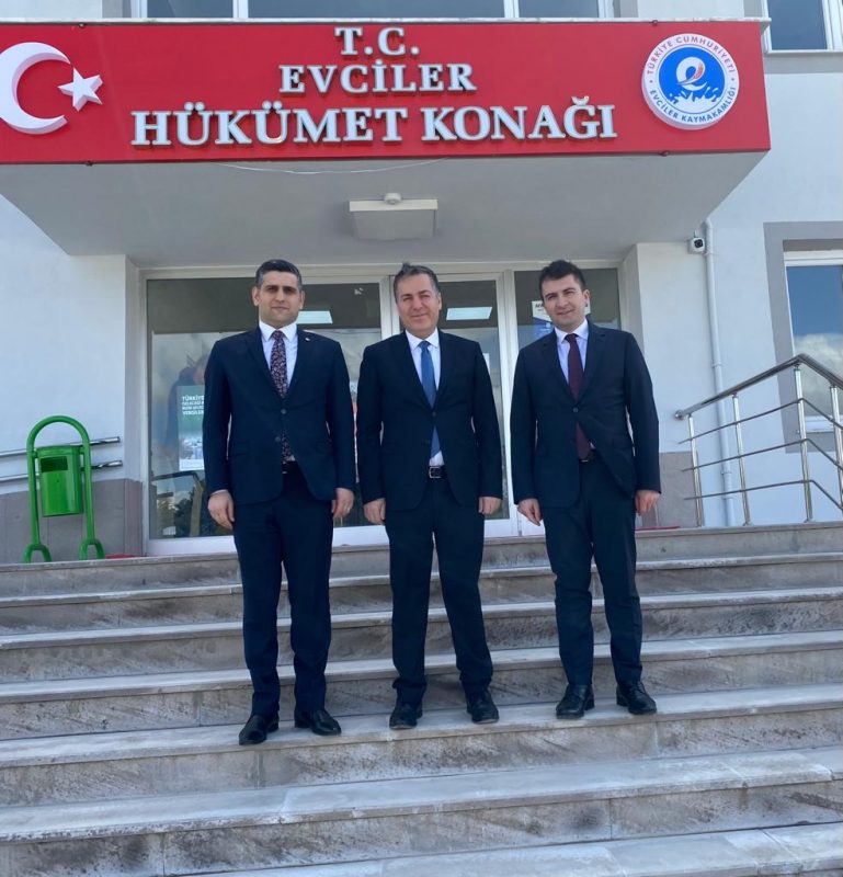KAYMAKAMIMIZ KAPANKAYA’DAN EVCİLER KAYMAKAMINA ZİYARET