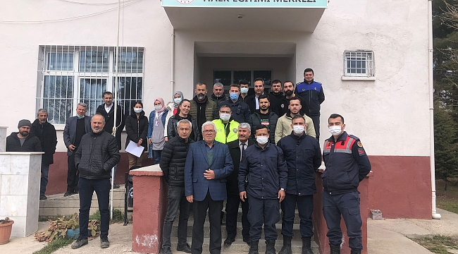 dinar narkotik ekipleri evciler de seminer verdi