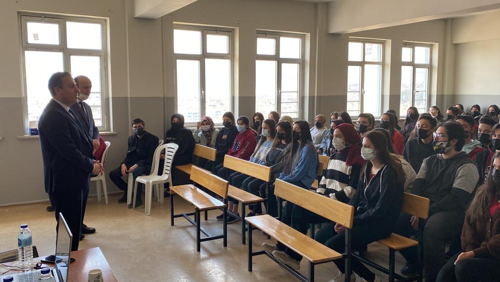 KAYMAKAM  KAPANKAYA KARİYER GÜNLERİNDE