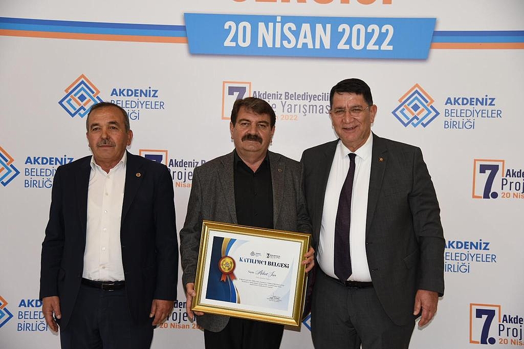 BAŞKAN SARI, 7. AKDENİZ BELEDİYECİLİK PROJE YARIŞMASI ÖDÜL TÖRENİNE KATILDI 3 2022 04 21 04 40 20