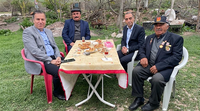 KAYMAKAMIMIZ BAYRAMIN İLK GÜNÜNDE ŞEHİT İLHAN AVCI’NIN AİLESİ ve KIBRIS GAZİLERİMİZİN MİSAFİRİ OLDU