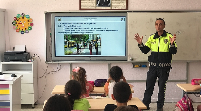 ÖĞRENCİLERE TRAFİK EĞİTİMİ VERİLDİ