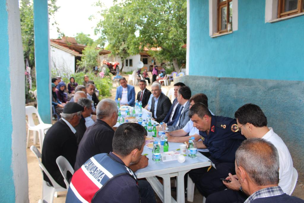 KAYMAKAM KAPANKAYA KINIK KÖYÜNE ZİYARETTE BULUNDU 3 Kinik 3