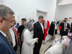 AK PARTİ MİLLETVEKİLLERİ ÖZKAYA VE YURDUNUSEVEN’İN DİNAR ZİYARETİ 3 Vekiller 3