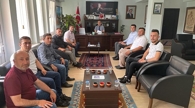 KADILAR KÖYÜ MUHTARI KAMİL SEVİLMİŞ, KAYMAKAMIMIZA  ZİYARETTE BULUNDU