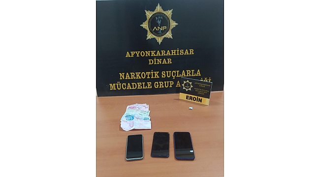 Uyuşturucu madde ticareti yapan ve kullanan şahıslar hakkında işlem yapıldı 