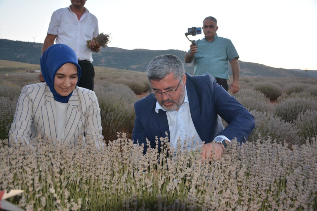 MV. ÖZKAYA; “HALKIMIZIN KANTARI SAĞLAMDIR.”