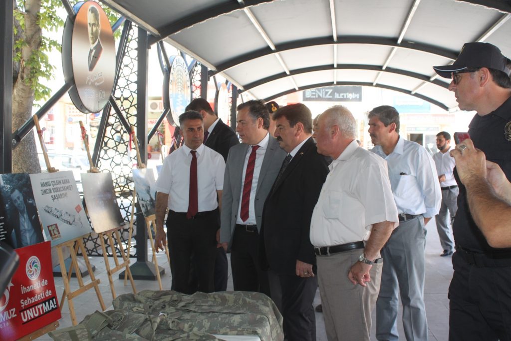 DİNAR’DA 15 TEMMUZ SERGİSİ AÇILDI 2 IMG 8899