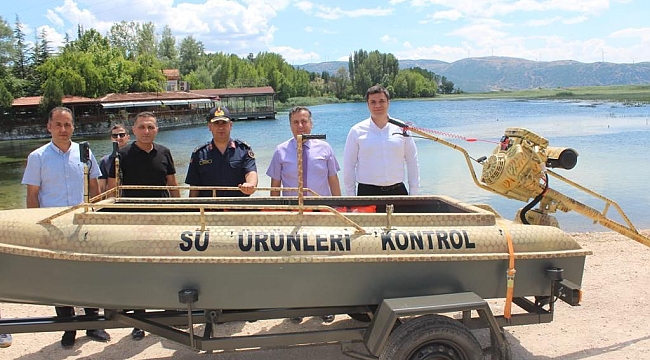 Karakuyu(Eldere) Gölünde Yeni Alınan Bot’la Kaçak Avcılığa Geçit Verilmeyecek