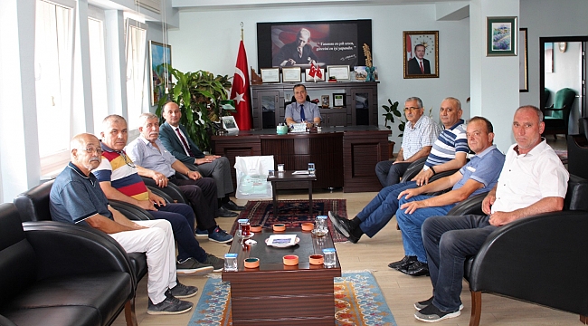 Başkan Kumartaşlı ve Beraberindeki Heyet Kaymakamımız Kapankaya’ya Veda Ziyaretinde Bulundular