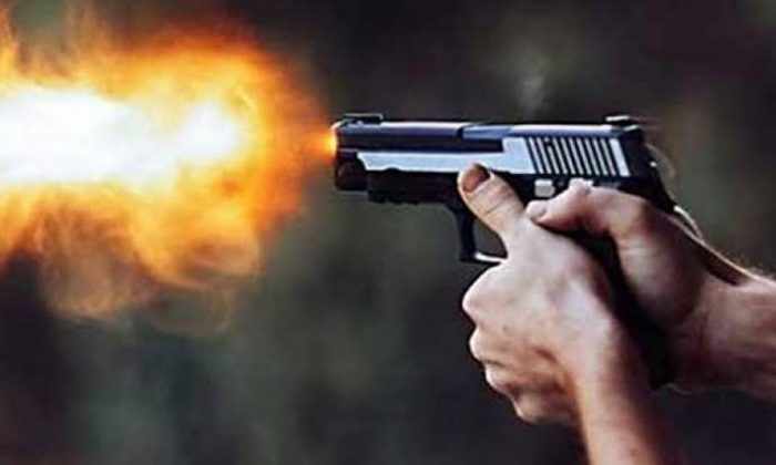 Dinar’da silahla yaralama