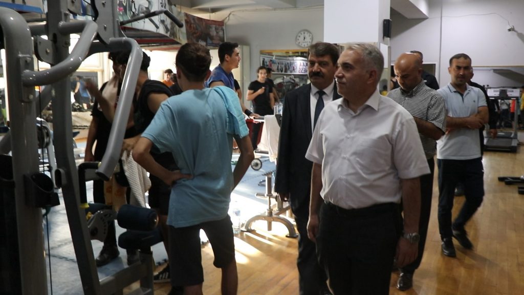 ad7507a6 1eac 4c32 add3 6b3324bbb244