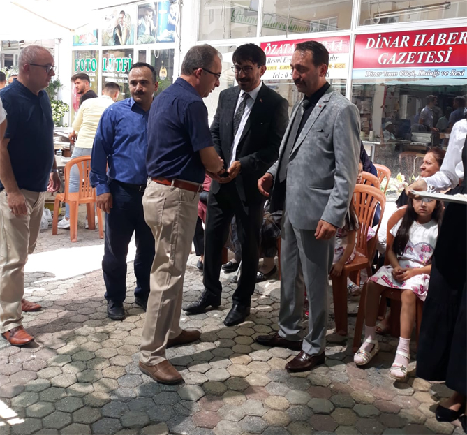 İBRAHİM  VE  MURAT  ARIKAN  KARDEŞLERİN  MUTLU  GÜNÜ