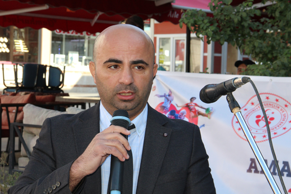 DİNAR’DA SPOR HAFTASI KUTLANDI 4 10630381381665045722