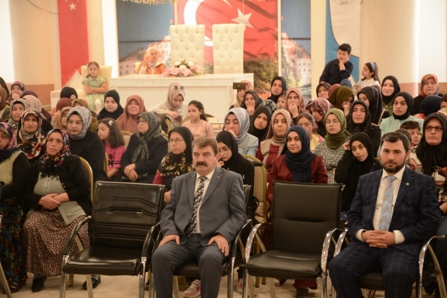 HAFIZLIK EĞİTİMİNİ TAMAMLAYAN ÖĞRENCİLERİMİZ ÖDÜLLENDİRİLDİ 6 15762229661665841412