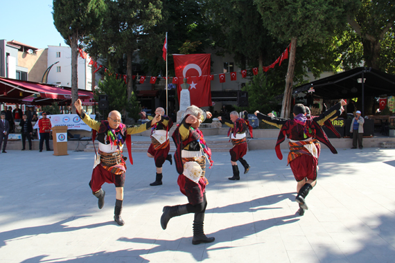 DİNAR’DA SPOR HAFTASI KUTLANDI 6 1869160161665045723