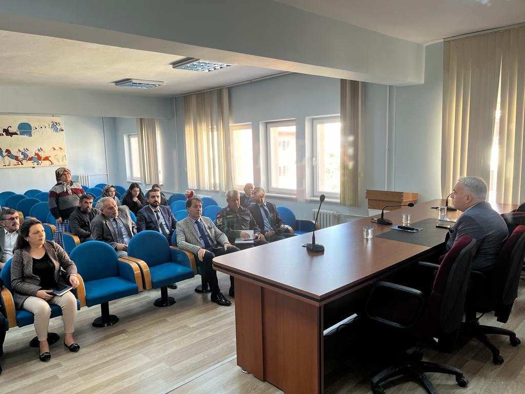 HALK GÜNÜ TOPLANTISI KAYMAKAMLIK TOPLANTI SALONUNDA GERÇEKLEŞTİ 2 5e518154 2aae 413c a669 50fb6a596462