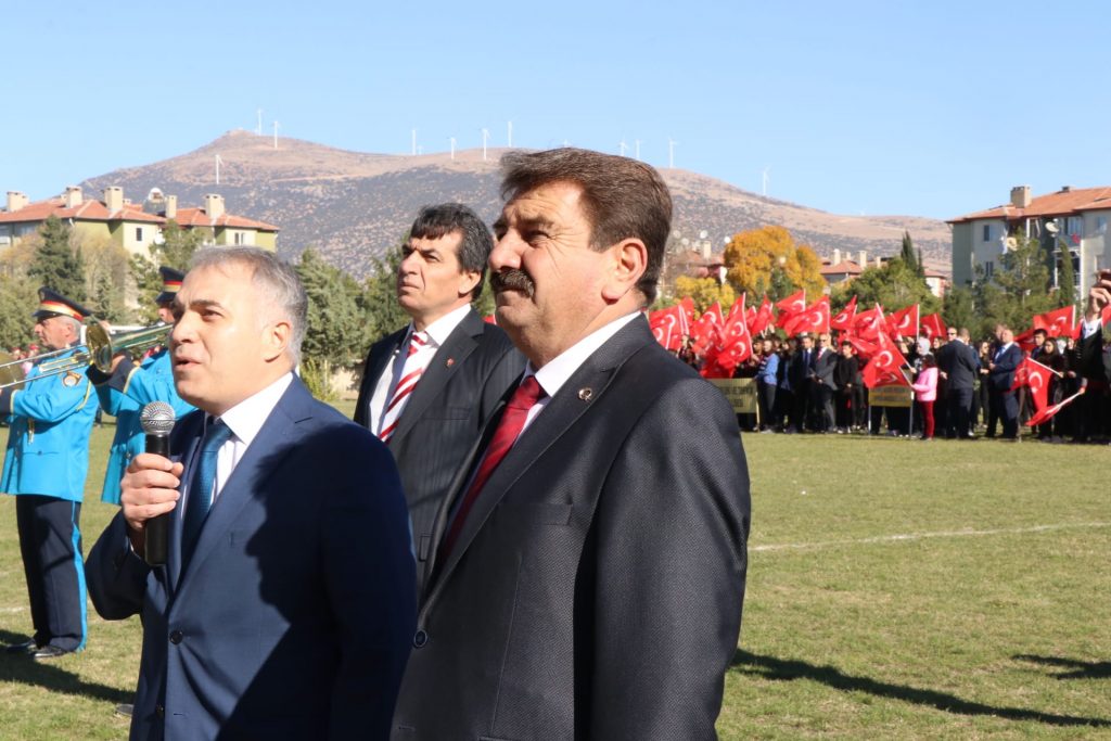 Cumhuriyet 4