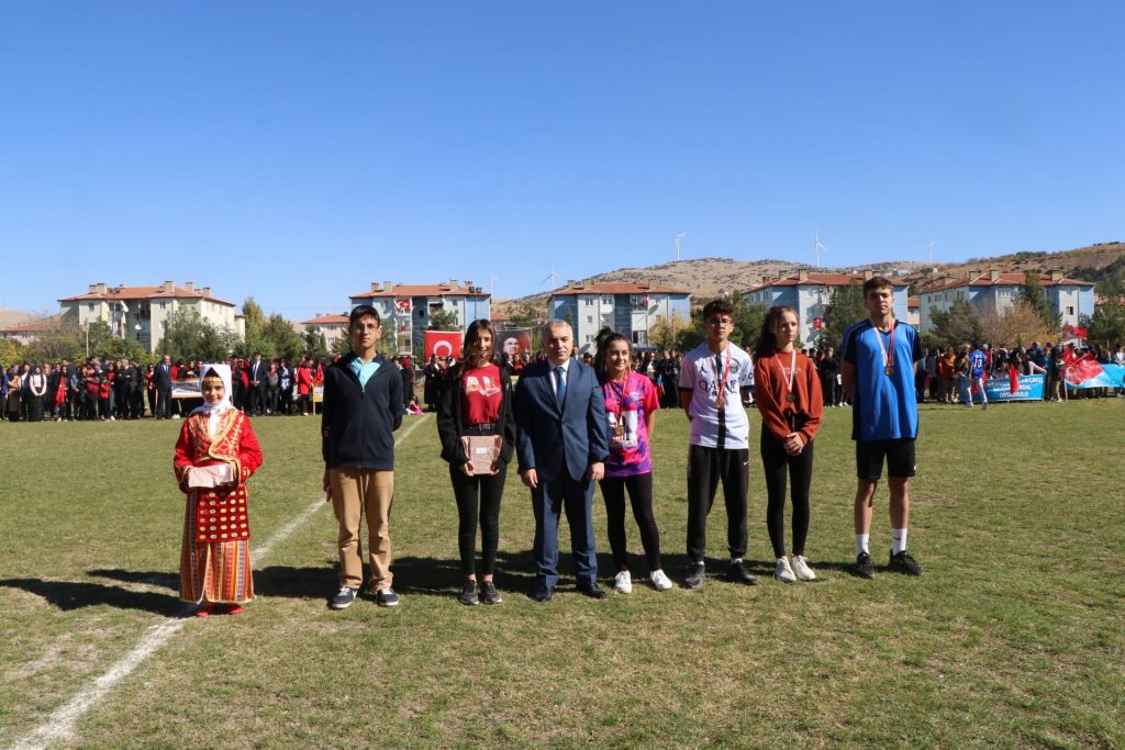 Cumhuriyet 5