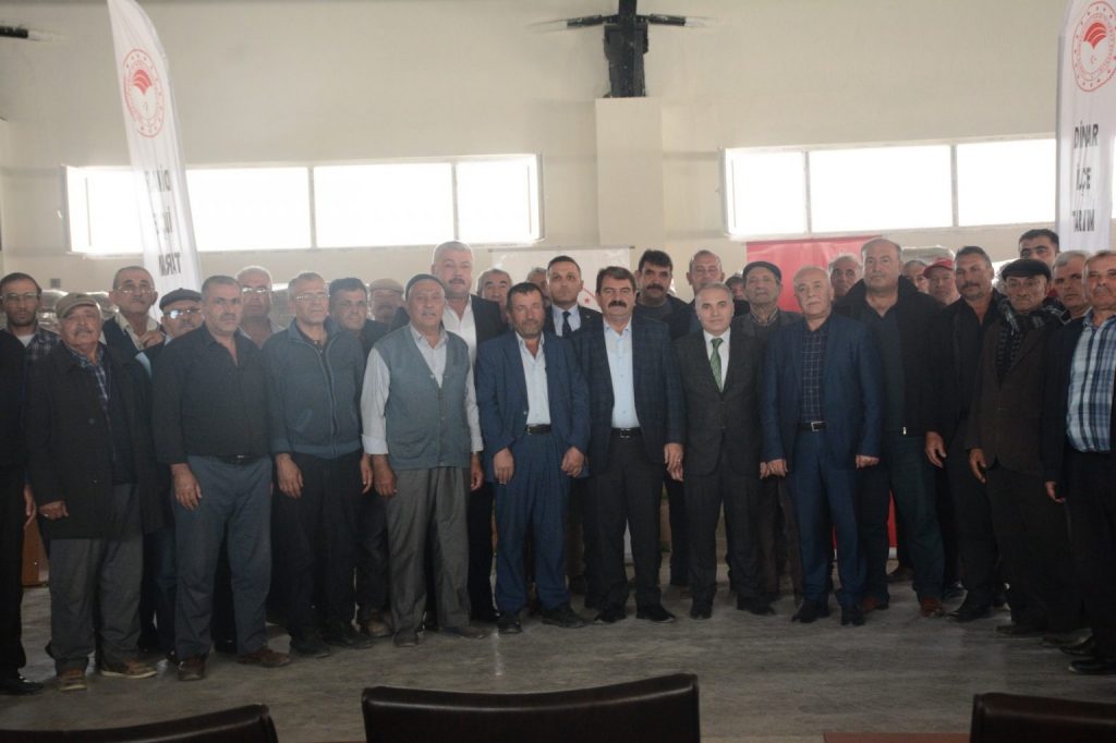 BELEDİYE BAŞKANIMIZ NİHAT SARI, “ÇİFTÇİLERİMİZE TOHUMLARI BEREKETLİ OLSUN”