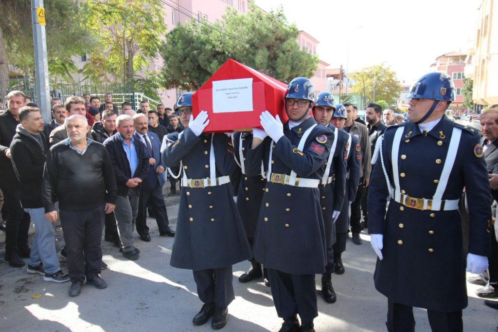 Dinarlı Uzman Çavuş Özdemir Toprağa Verildi 4 IMG 20221027 WA0013 1536x1023 1