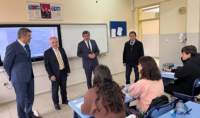 KAYMAKAM DURU FEN LİSESİNİ ZİYARET ETTİ
