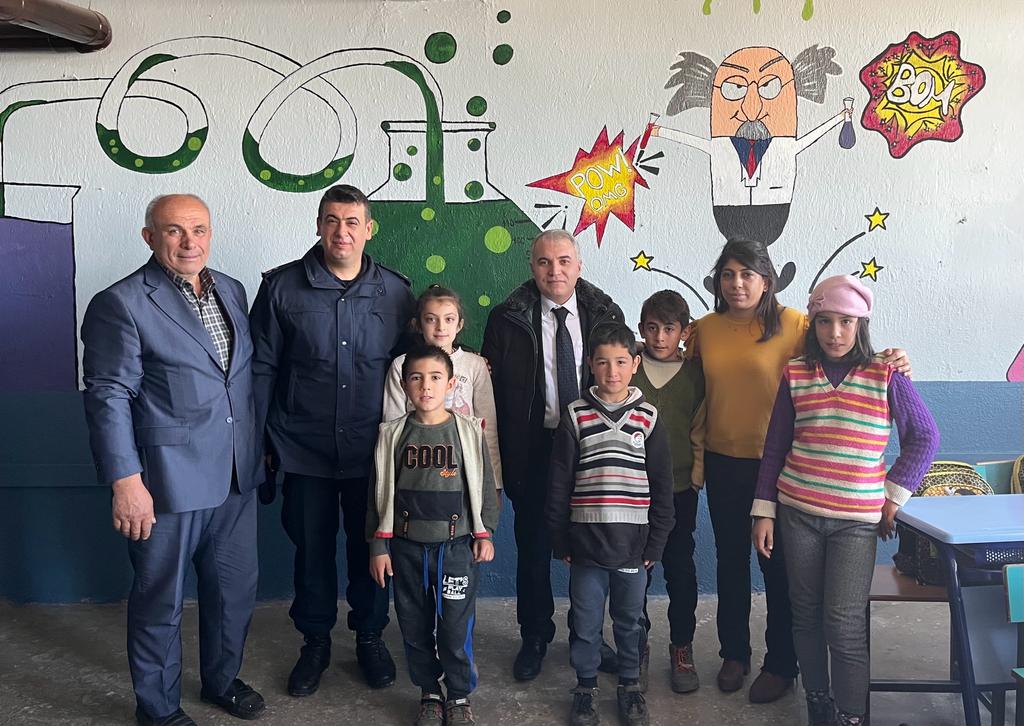 KAYMAKAM DURU’NUN KARAHACILI KÖYÜ ZİYARETİ 