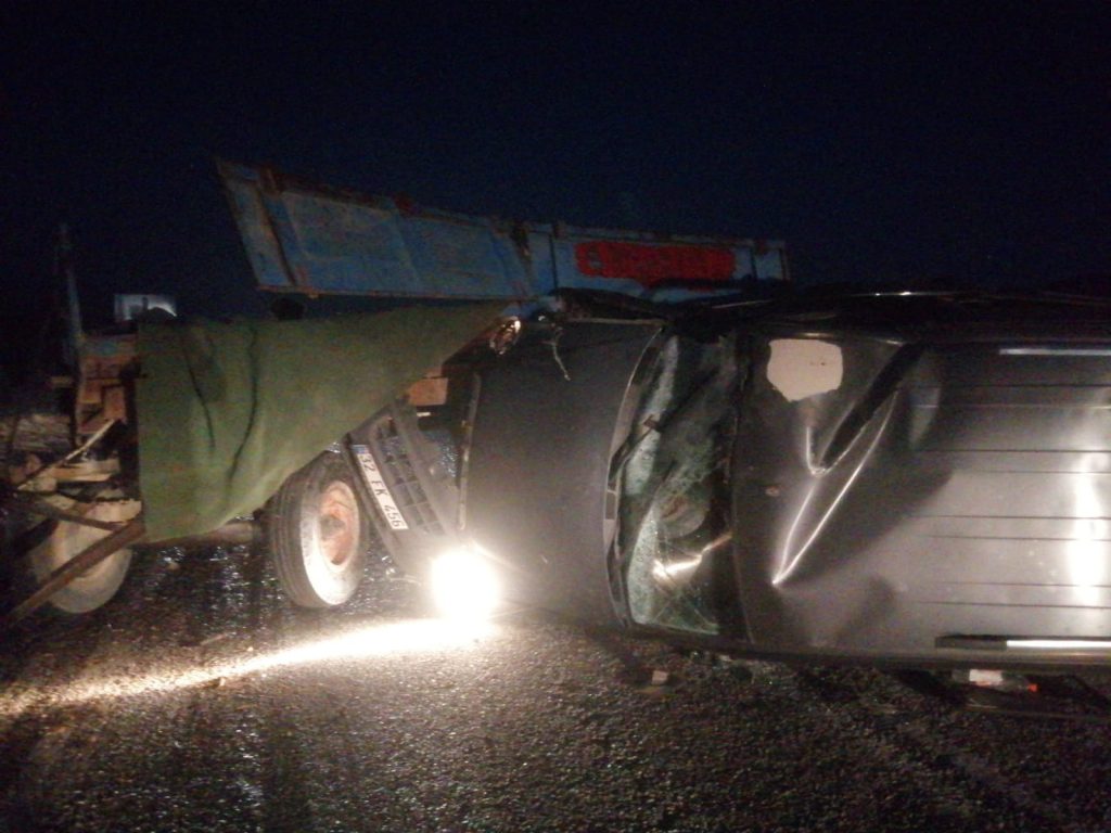 Dinar Başmakçı Yolunda Trafik Kazası