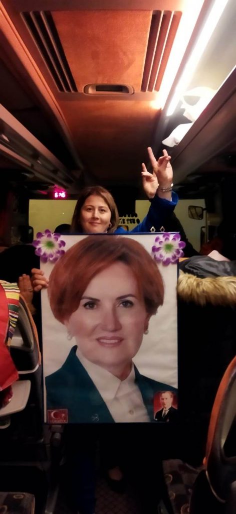 DİNARLI KADINLARDAN GENEL BAŞKAN AKŞENER’E BÜYÜK DESTEK 2 IYI parti 3