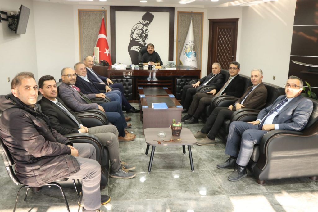 Menderes Nehrimizin kirlenmesi sorununun çözülmesi için gerekli adımlar atıldı 2 bb9fe6d3 5334 4b96 a2ad 57ebec724fff 1536x1024 1