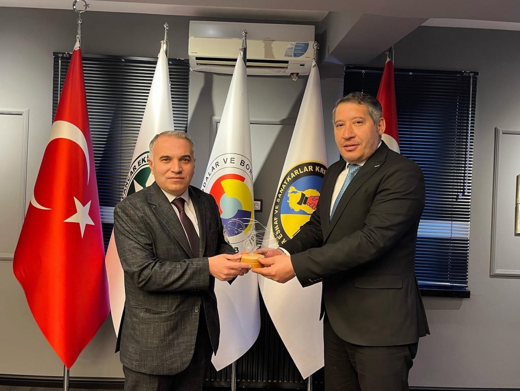 Kaymakam Duru Esnaf Kefaleti Ziyaret Etti