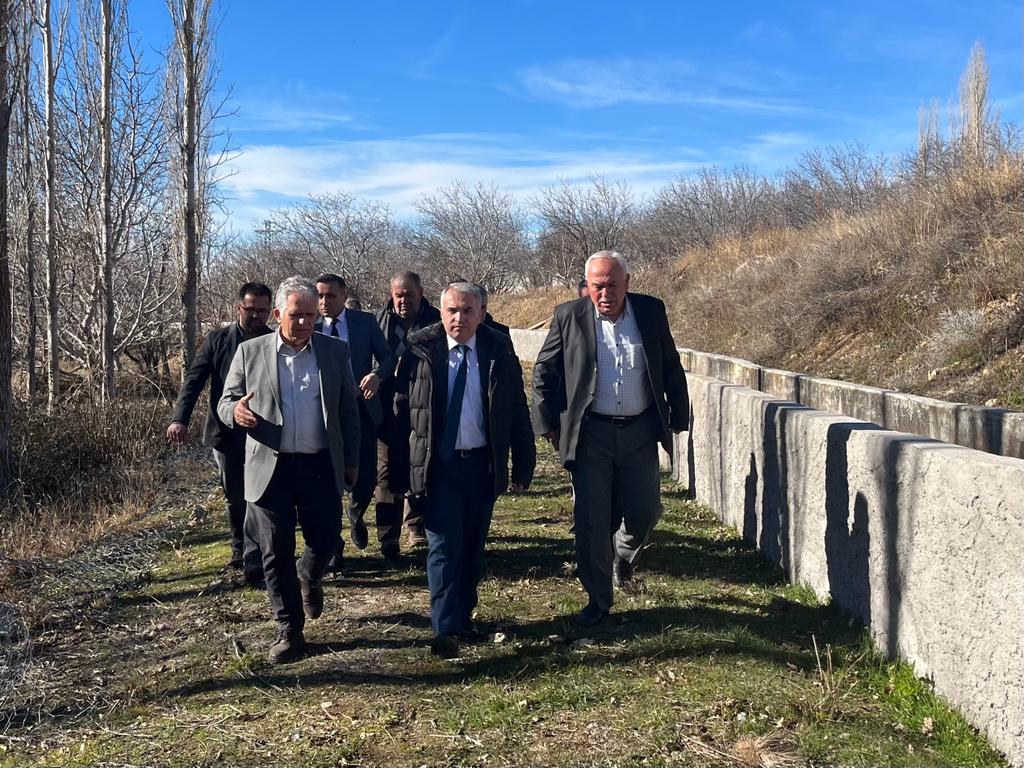 KAYMAKAMIMIZ KEMAL DURU BASIN MENSUPLARIMIZLA YAPAĞILI KÖYÜNDE BİR ARAYA GELDİ 2 IMG 20230119 WA0054