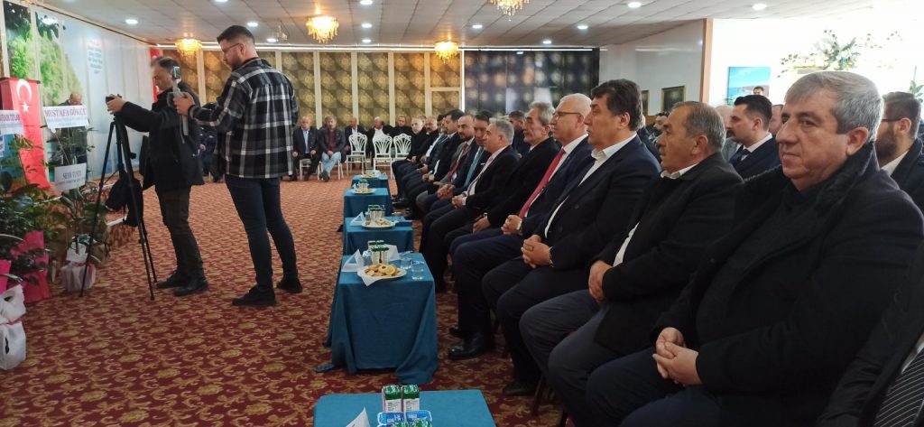 BAŞKAN TOPÇU GÜVEN TAZELEDİ 6 IMG 20230131 144755 1536x710 1