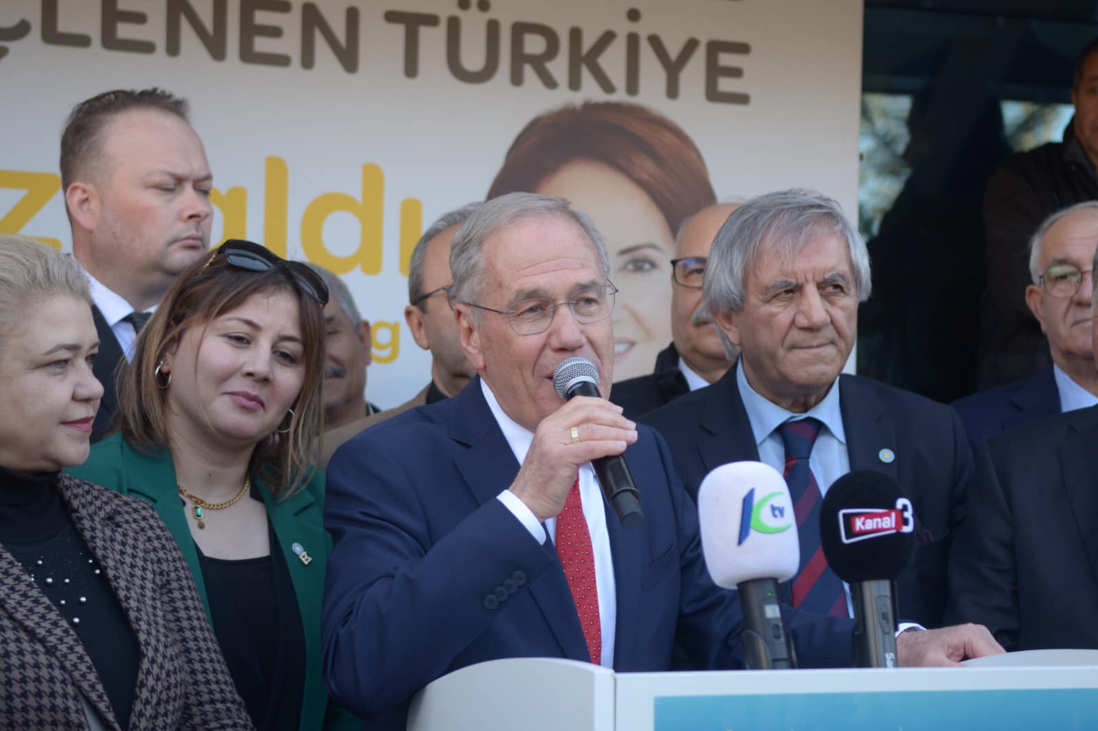 SAFFET ACAR’A AFYONKARAHİSAR’DA YOĞUN İLGİ 2 336374804 753987779528173 6303609206997635508 n