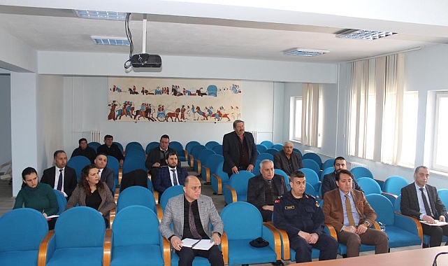 KAYMAKAM DURU BAŞKANLIĞINDA HALK GÜNÜ YAPILDI 2 Kay.Halk 1