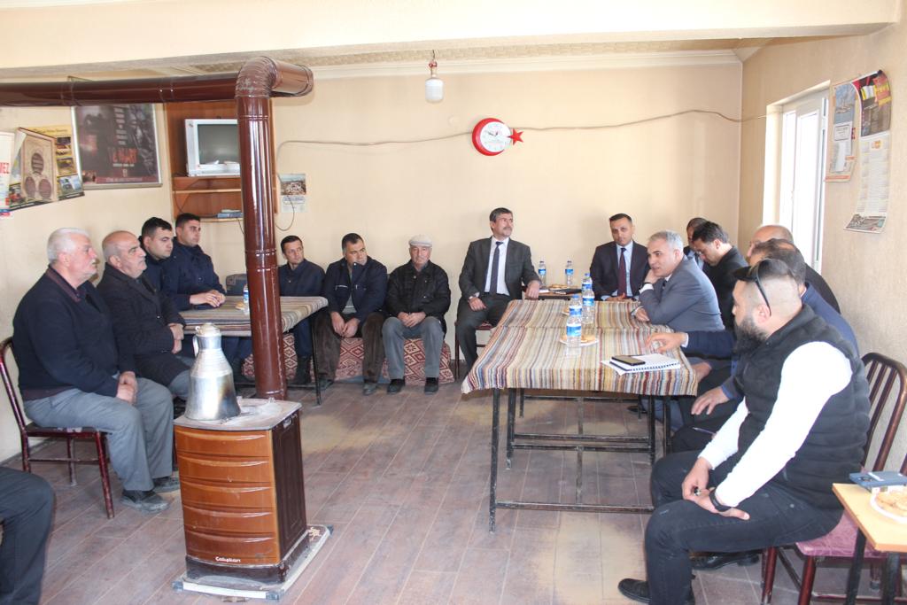 KAYMAKAM KEMAL DURU KÖYLERİMİZDE VATANDAŞLARIMIZLA BİR ARAYA GELDİ 3 Kaymakam 3 1