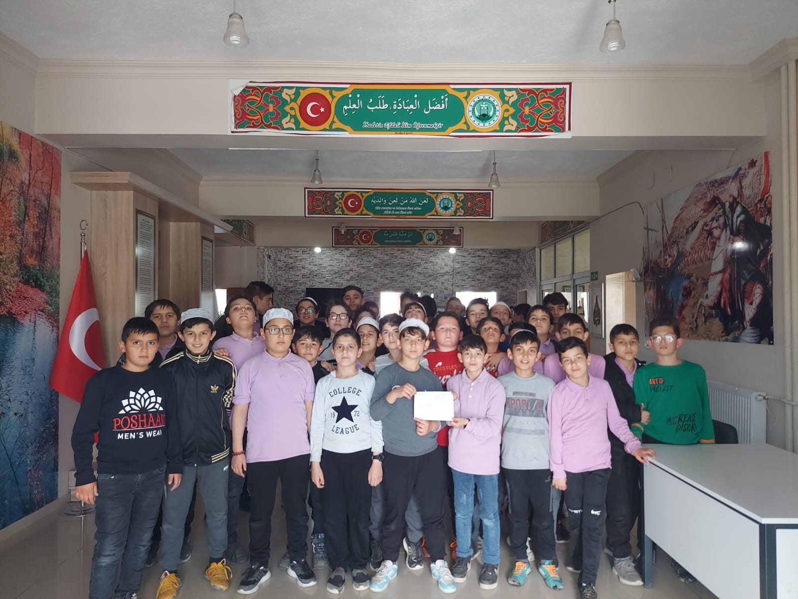 KUR’AN KURSU ÖĞRENCİLERİNDEN DEPREM BÖLGESİNE YARDIM 3 YARDIM 2