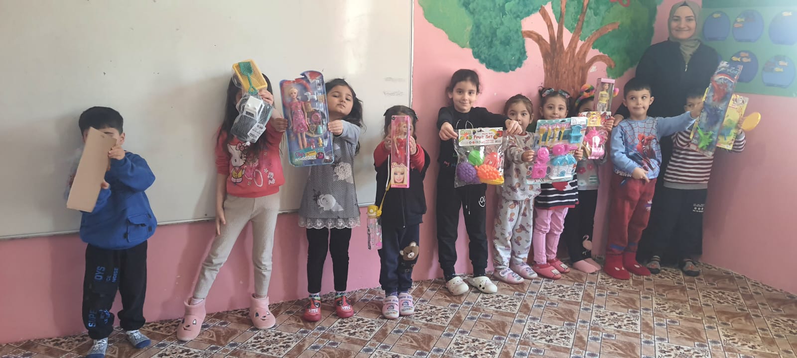 KUR’AN KURSU ÖĞRENCİLERİNDEN DEPREM BÖLGESİNE YARDIM 4 YARDIM 3